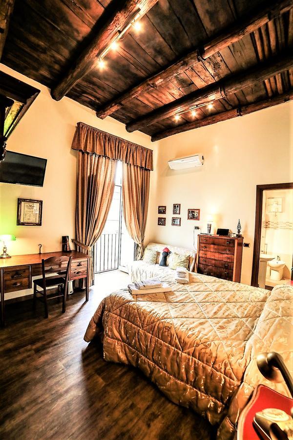 نابولي San Gennaro B&B المظهر الخارجي الصورة