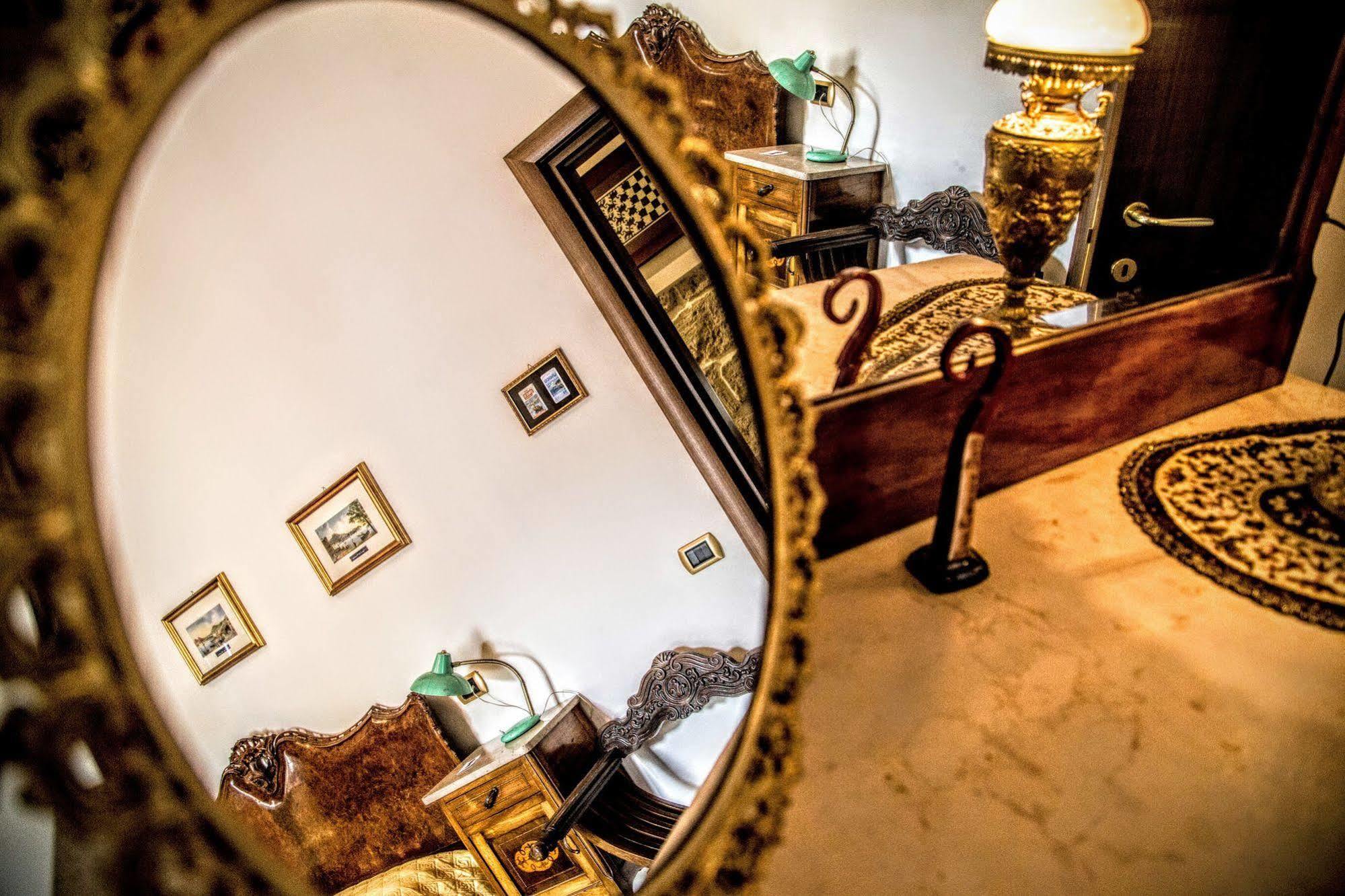 نابولي San Gennaro B&B المظهر الخارجي الصورة