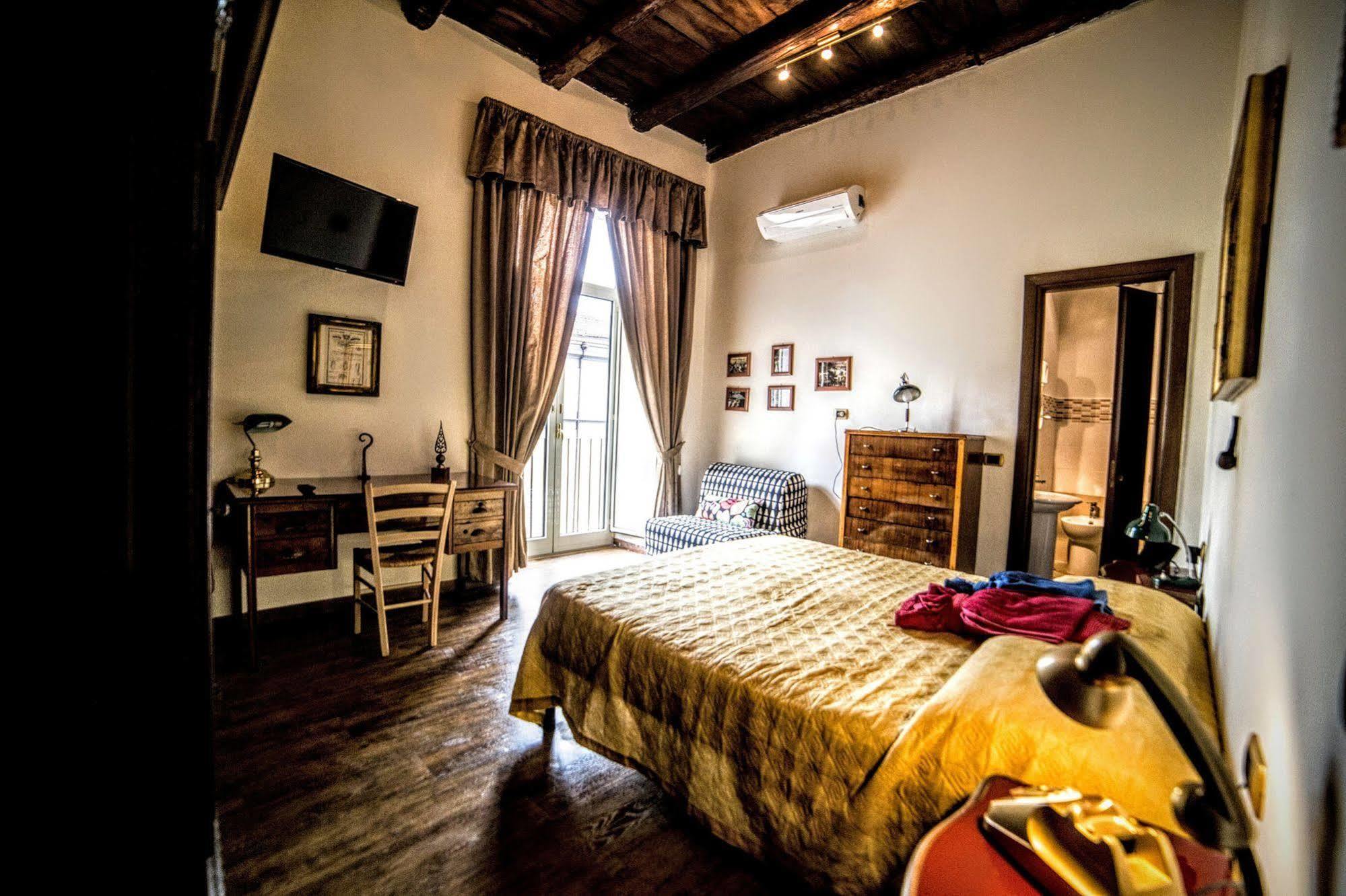نابولي San Gennaro B&B المظهر الخارجي الصورة