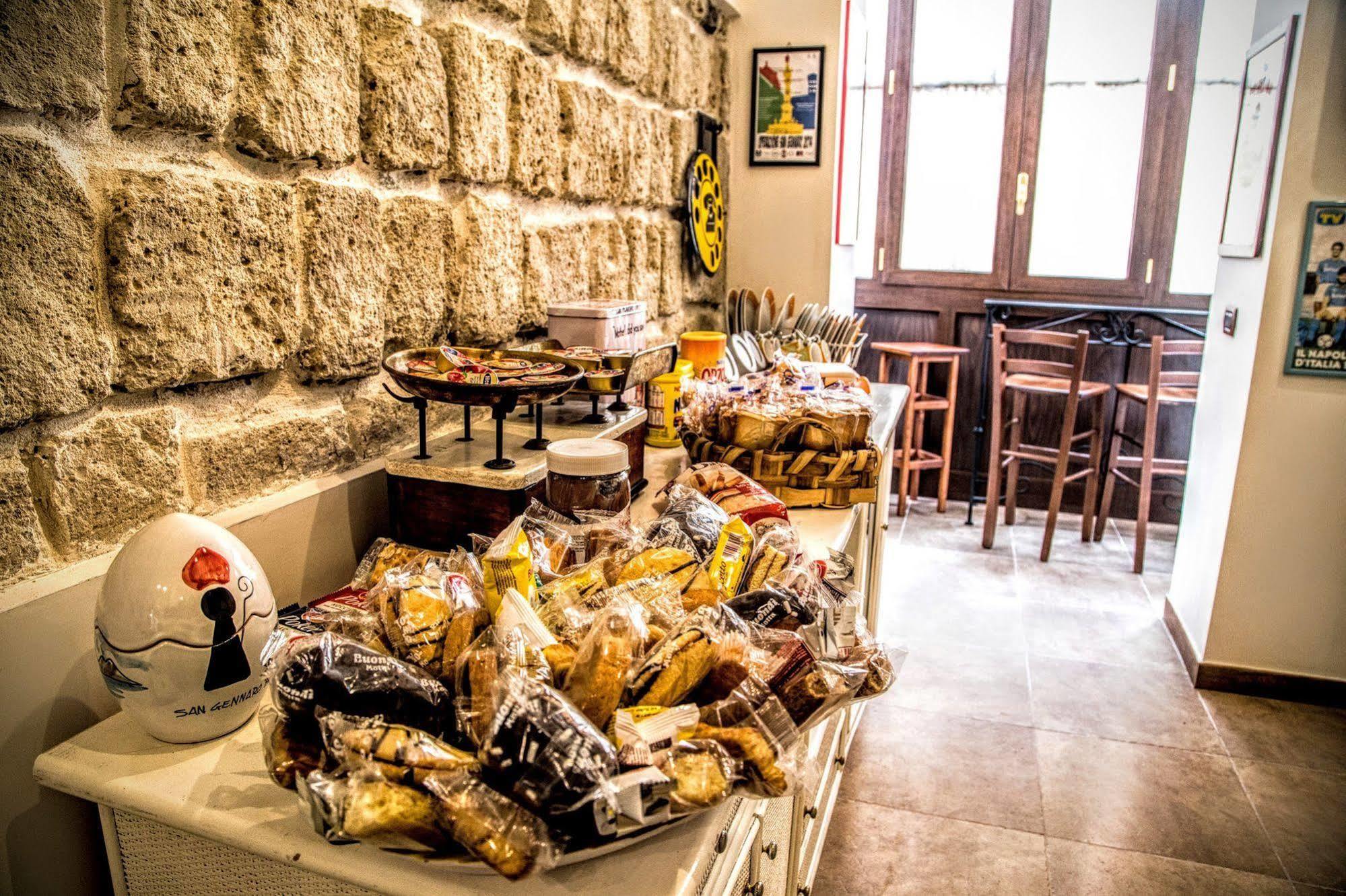 نابولي San Gennaro B&B المظهر الخارجي الصورة