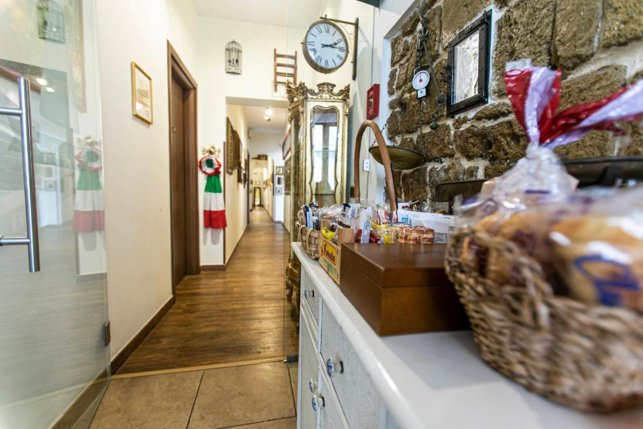 نابولي San Gennaro B&B المظهر الخارجي الصورة