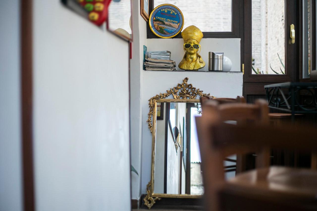 نابولي San Gennaro B&B المظهر الخارجي الصورة